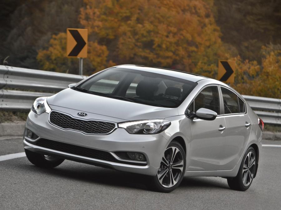  Kia Cerato Sedan 2012 года  (фото 14 из 29)